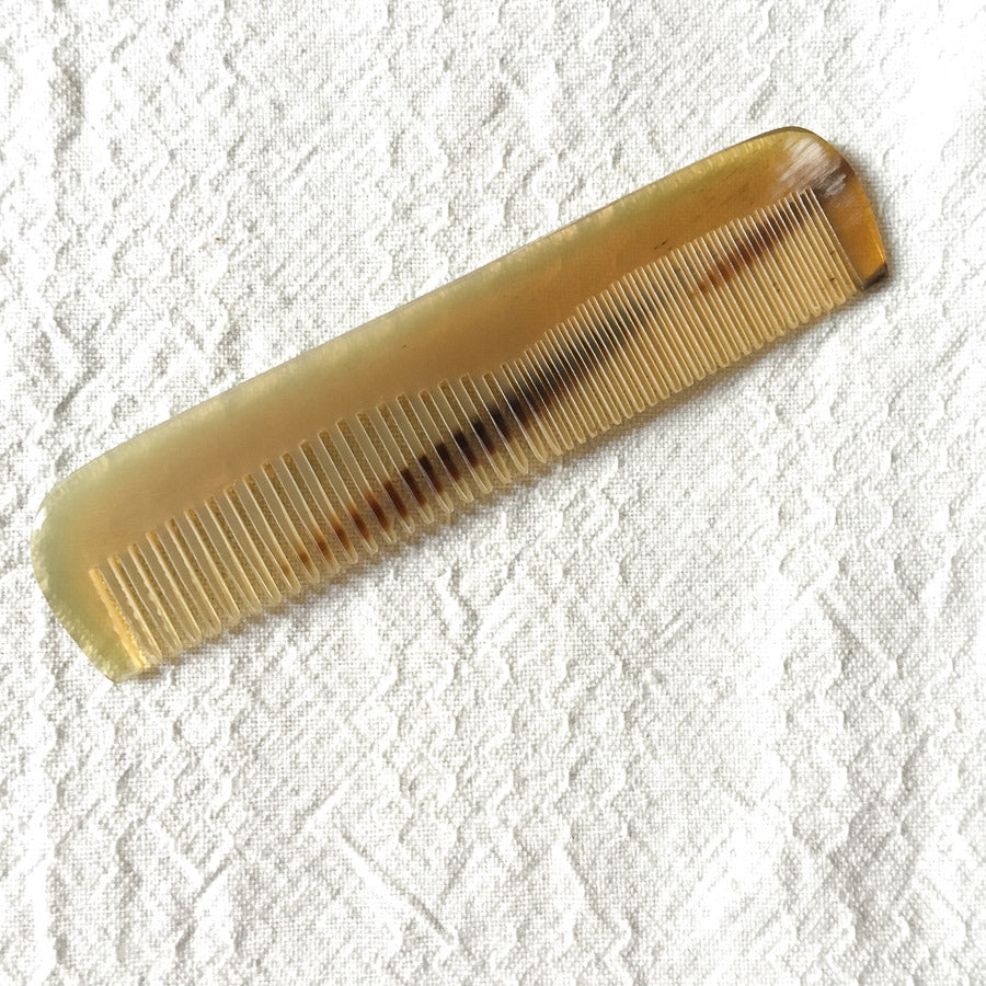 Classic Small Horn Comb